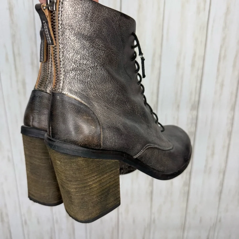 Bacio 61 Metallic Gray Boots - Picture 3 of 7